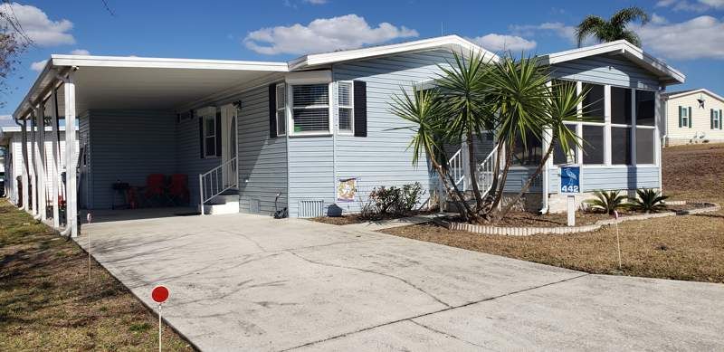 442 Kingfisher Ln.