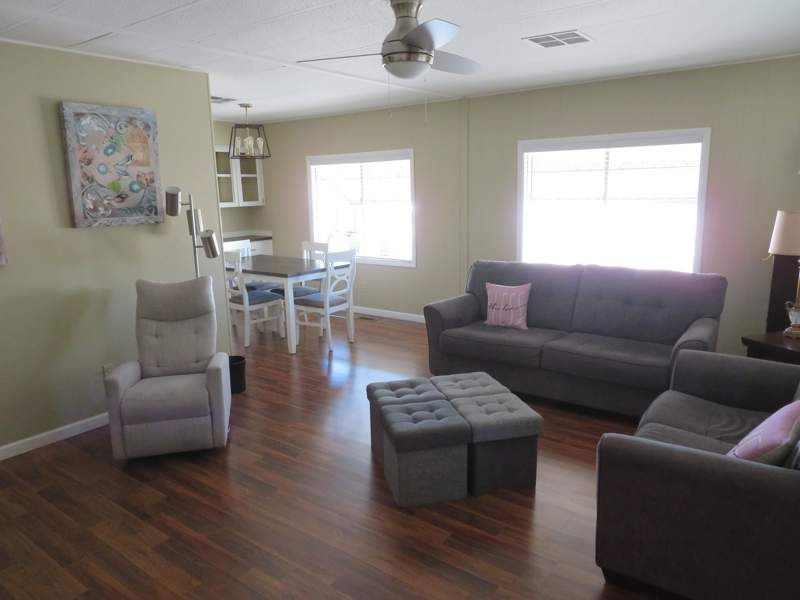 4065 E. University Drive #30