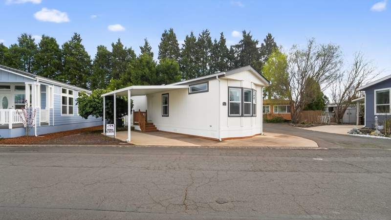 2200 Lancaster Dr SE #5C