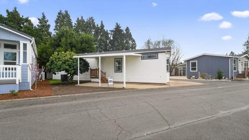 2200 Lancaster Dr SE #5C