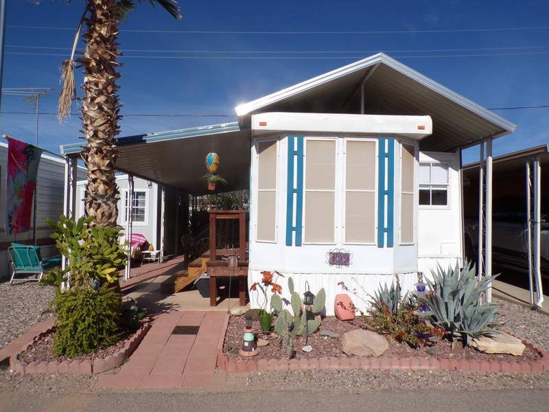 1050 S. Arizona Blvd. #129