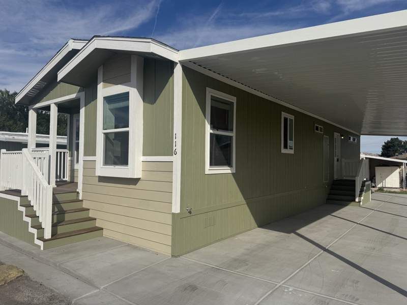 4470 E. Vegas Valley Dr. #116