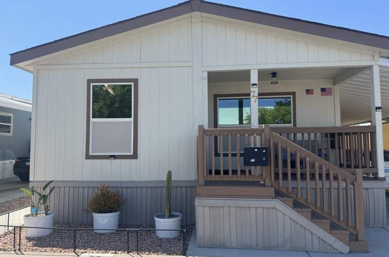 4470 E. Vegas Valley Dr. #077