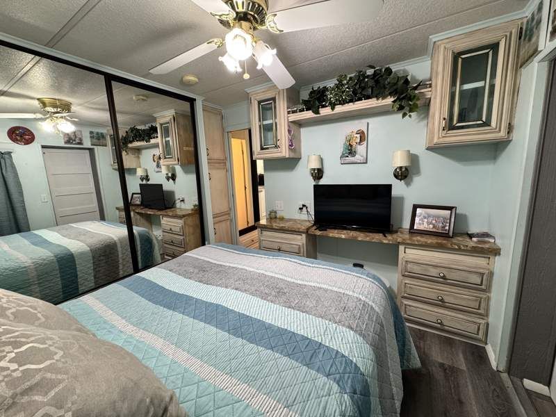 10442 N Frontage Rd #378