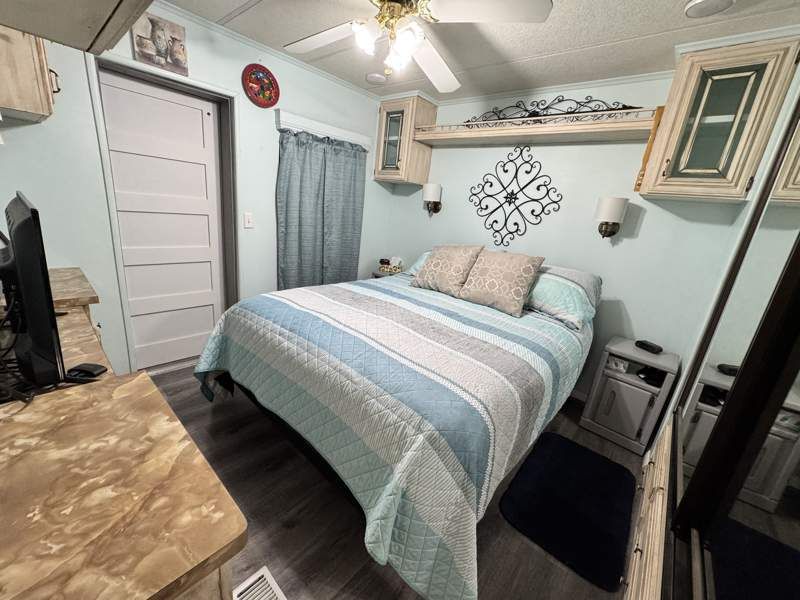 10442 N Frontage Rd #378