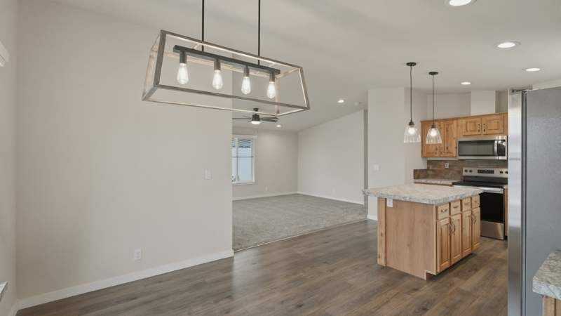 2410 Lancaster Dr. SE, #1011
