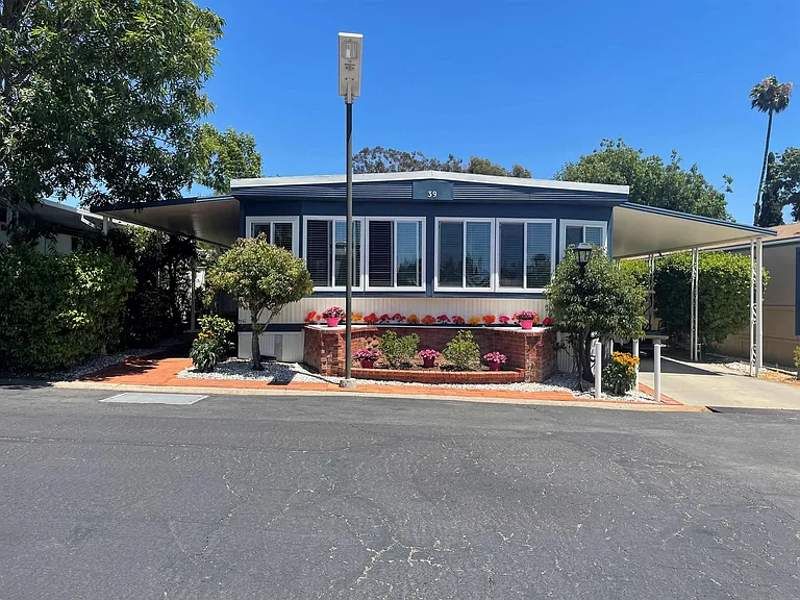 1120 E. Mission Rd. Sp 39 #39
