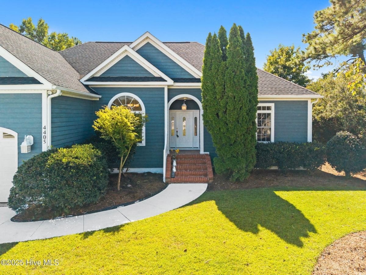 4405 Bluffan Court