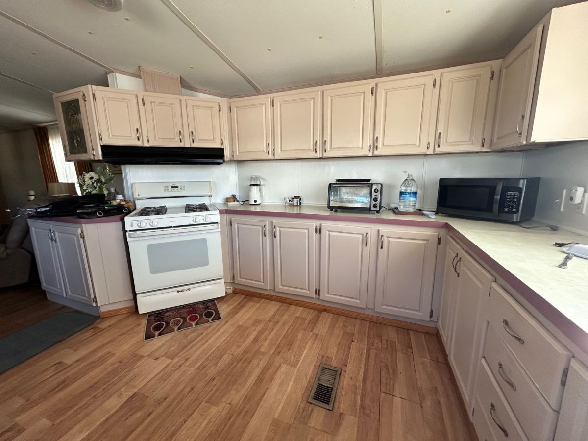 462 Petunia Drive
