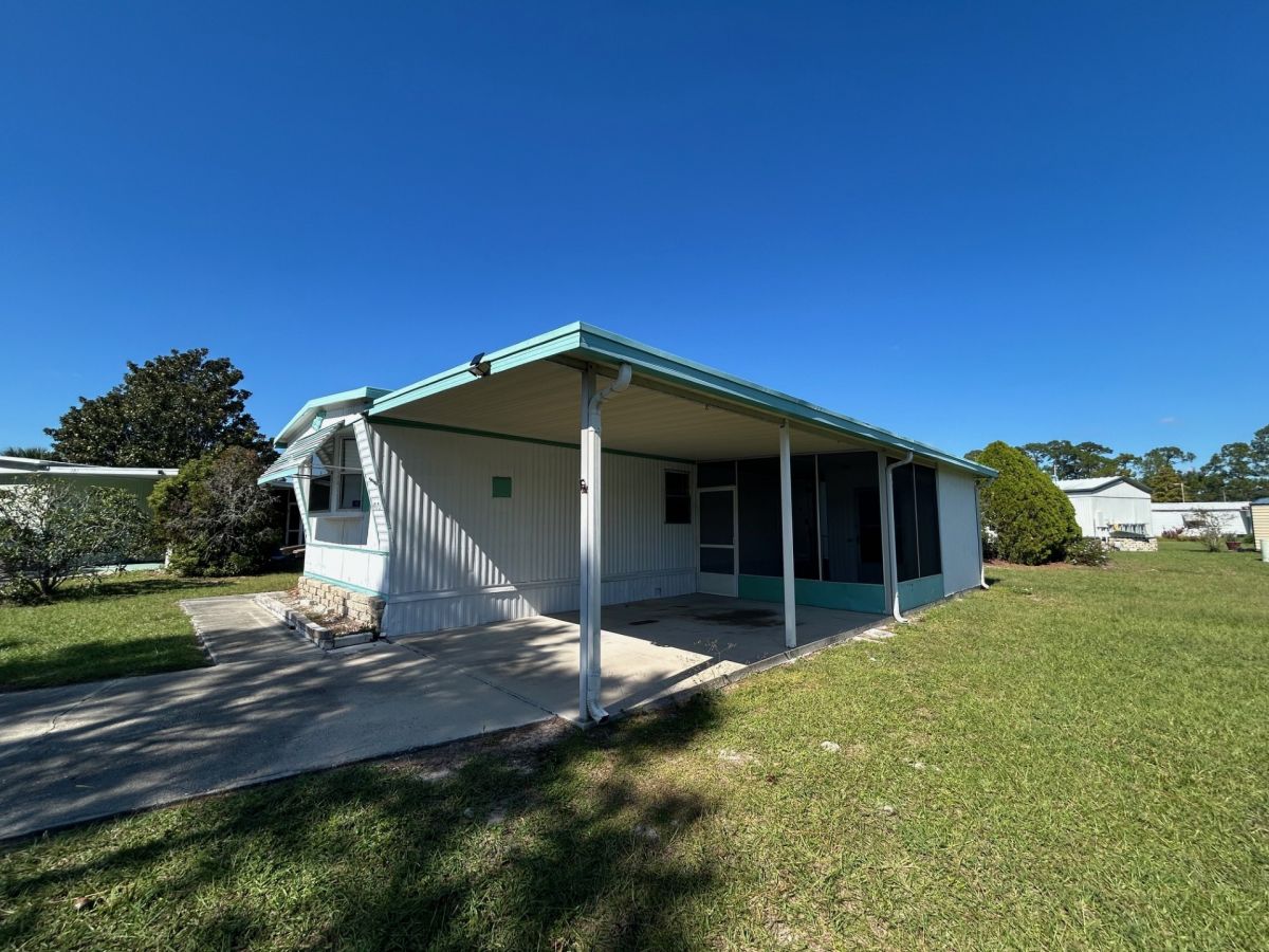 100 Lily Drive