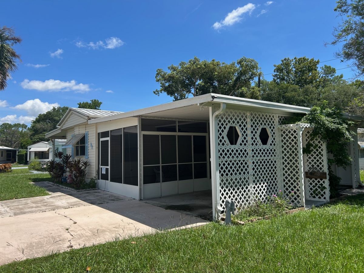 85 Rose Drive