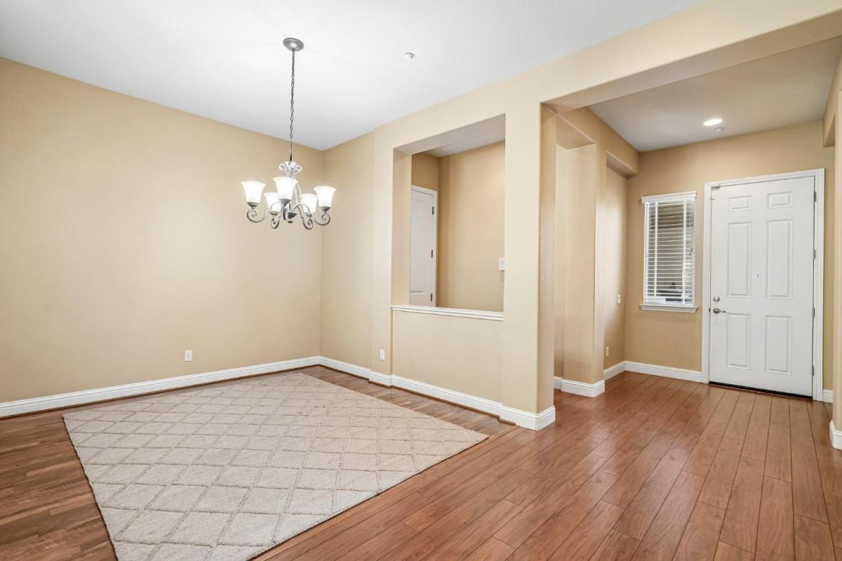 2241 Coryton Lane