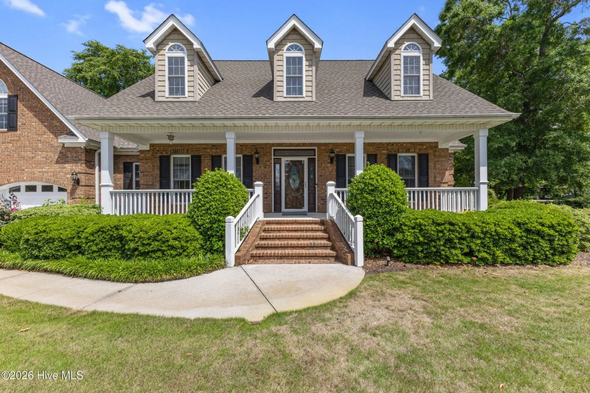 1232 Wood Lily Circle
