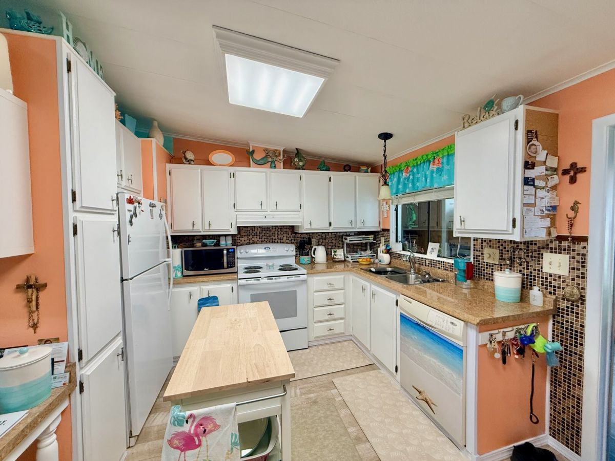 5992 FREEDOM DRIVE