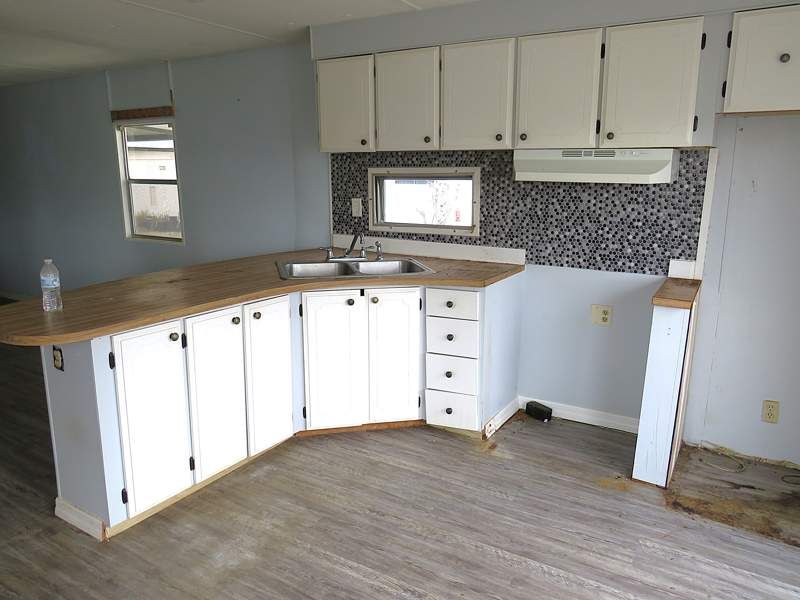 908 Sabal Palm Dr.