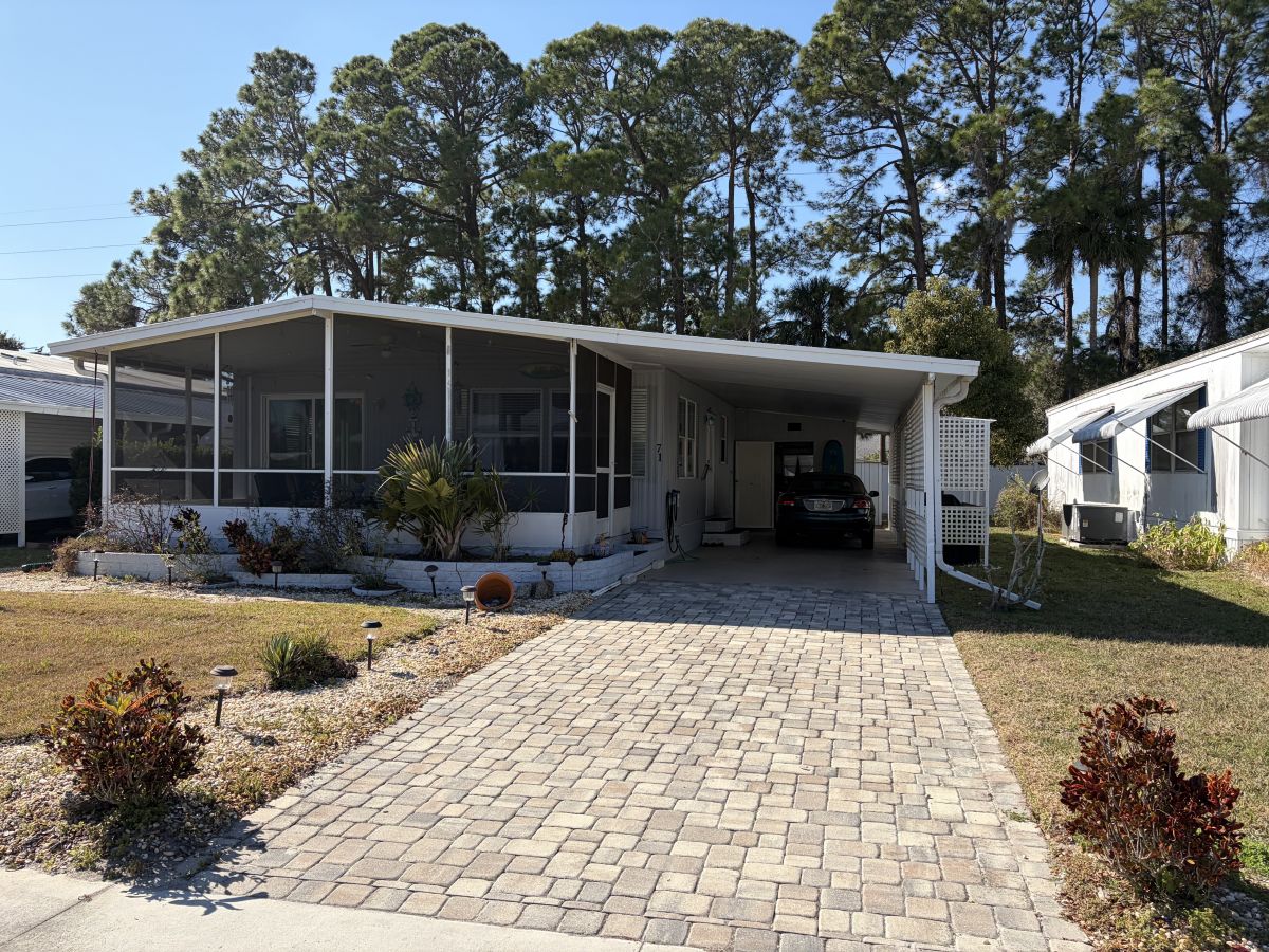 71 Tropical Court