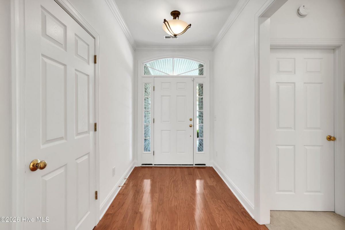 1009 Sanderling Drive
