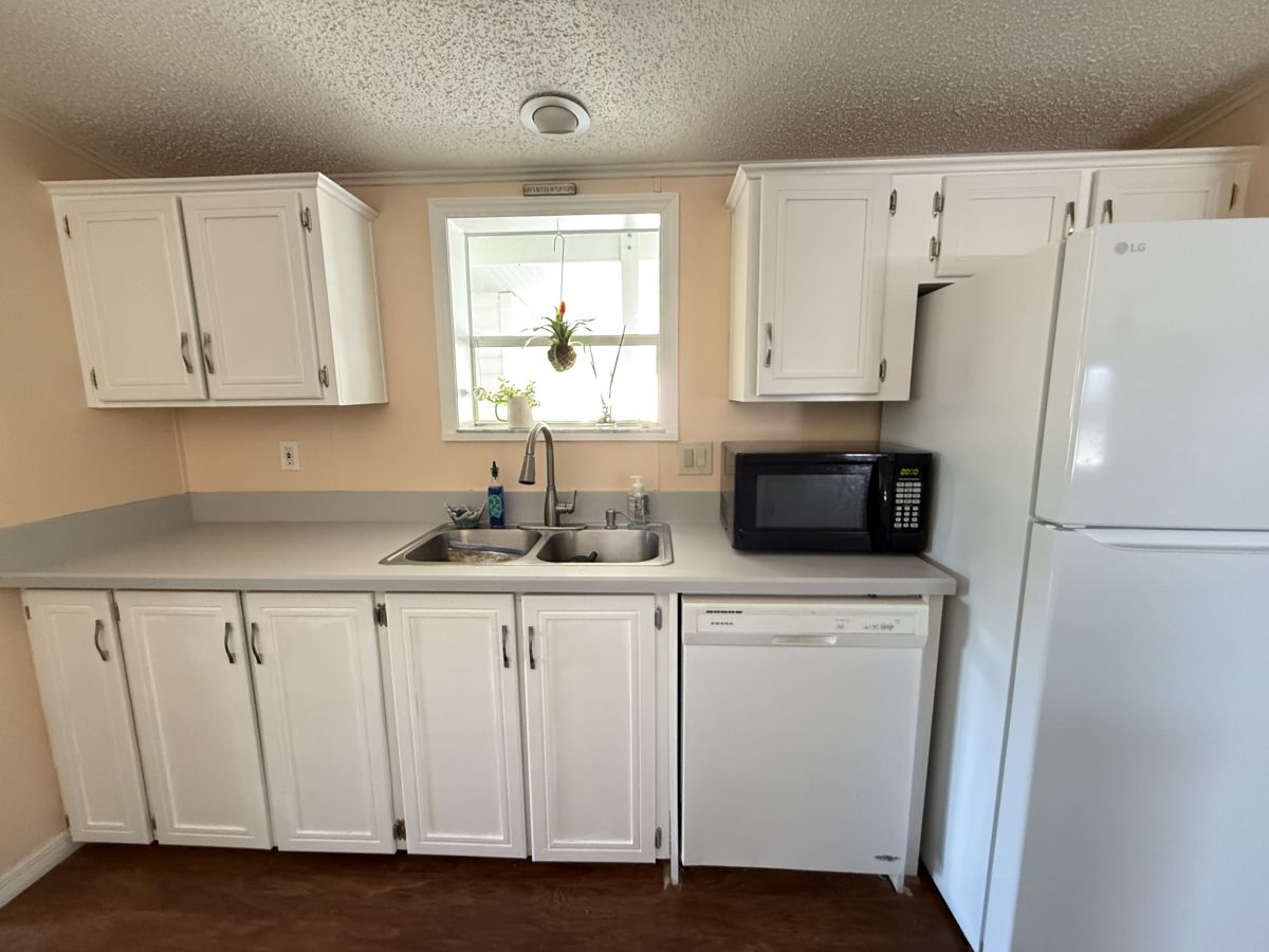 29200 S. Jones Loop Road #540