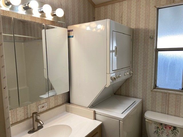 305 S. Val Vista Drive #104