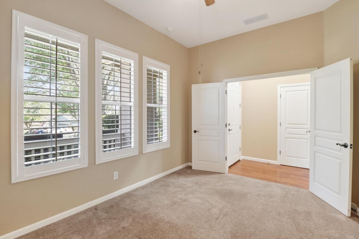 3550 Saddlepeak Court