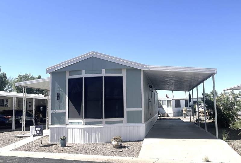 305 S. Val Vista Drive #140