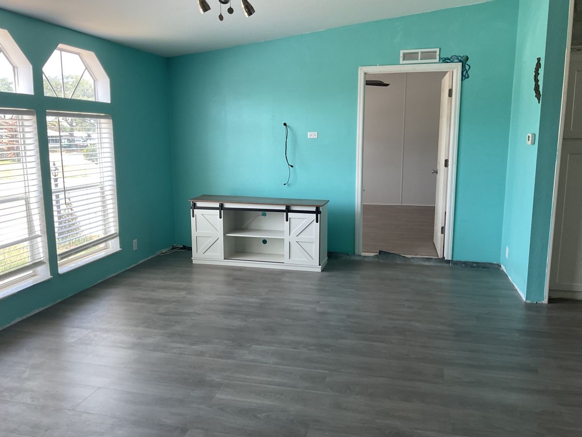 406 Windmill Blvd