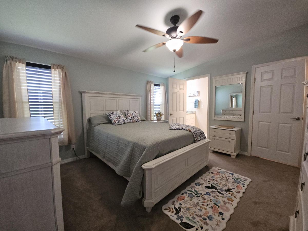 135 CYPRESS WAY
