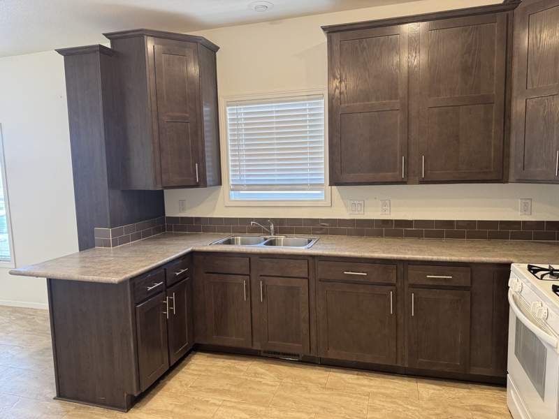 4470 E. Vegas Valley Dr. #043