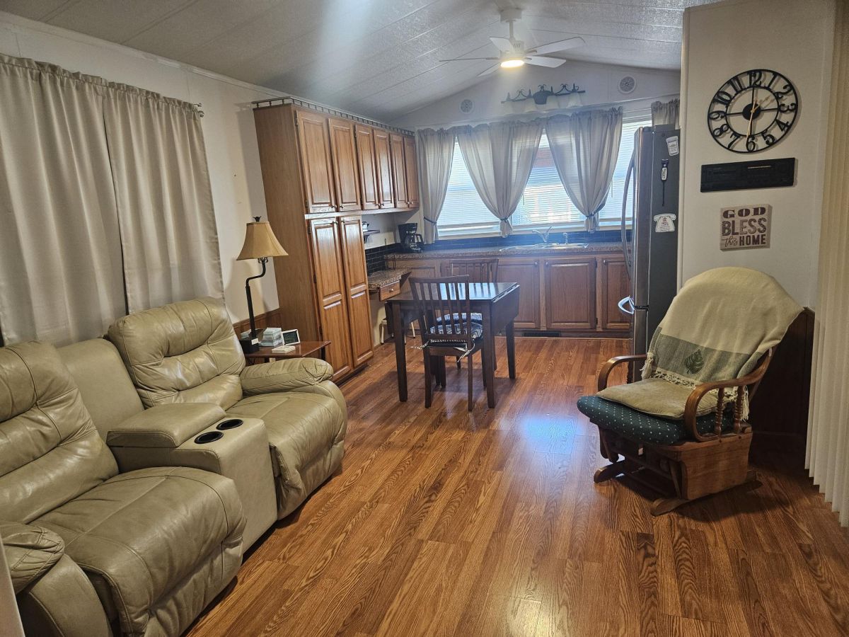 2626 NE Hwy 70, Site 191