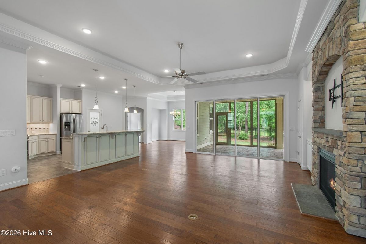 3826 Grand Willow Circle