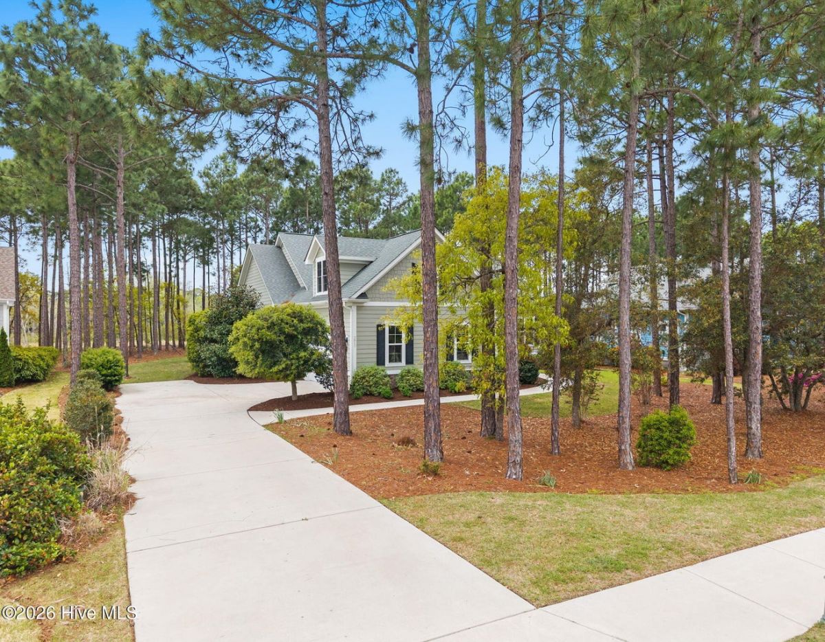 3815 Ridge Crest Drive