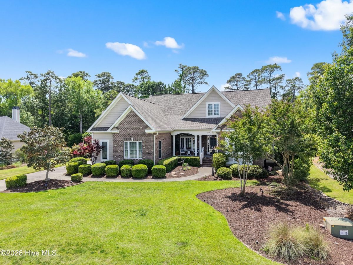 2920 Legends Drive