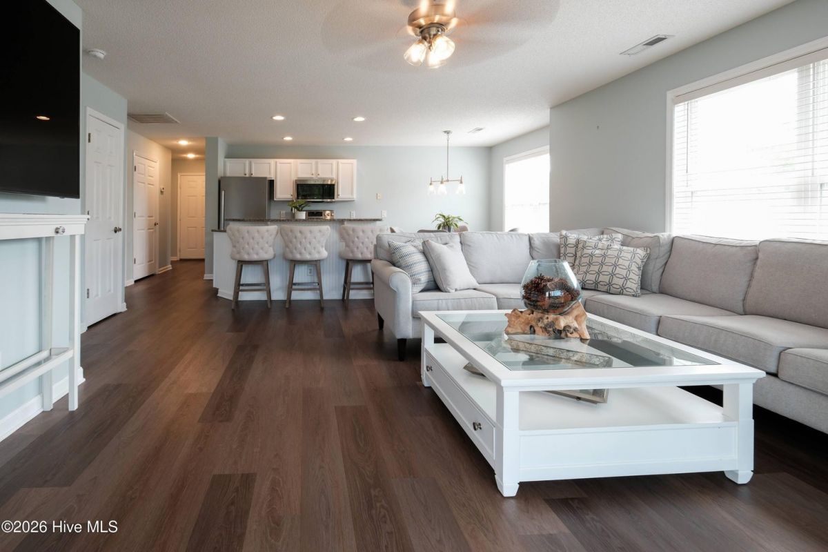 3350 Club Villas Drive