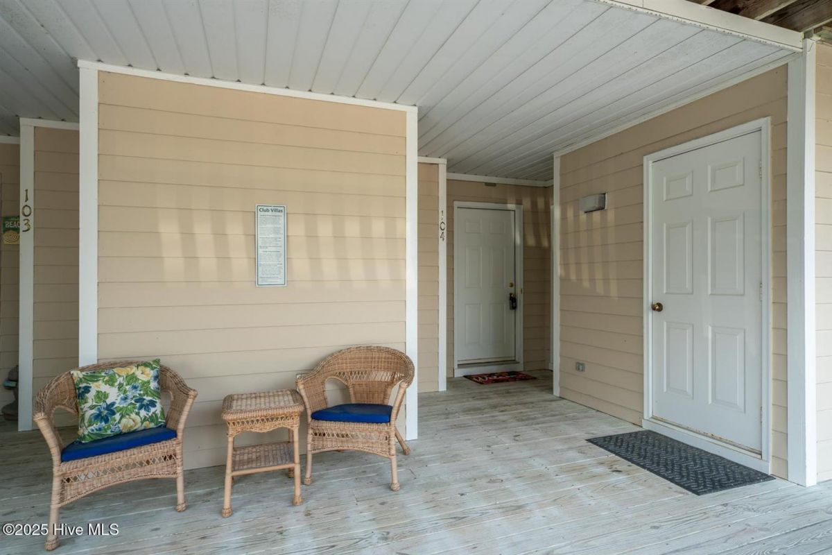 3350 Club Villas Drive