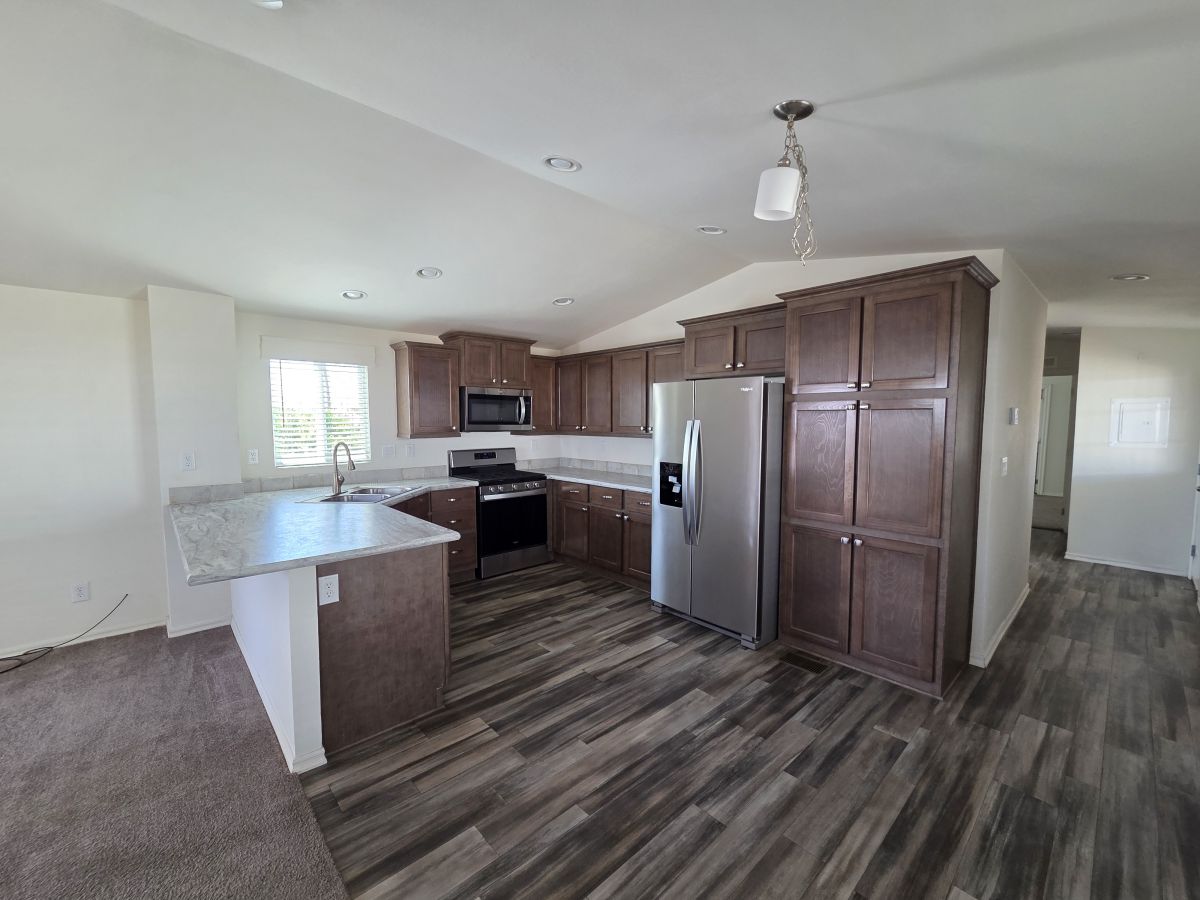 11101 E UNIVERSITY DR, LOT #13