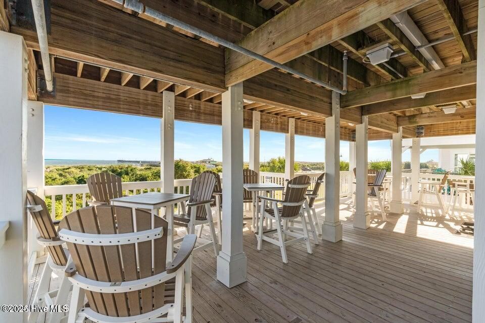1050 Tinton Point