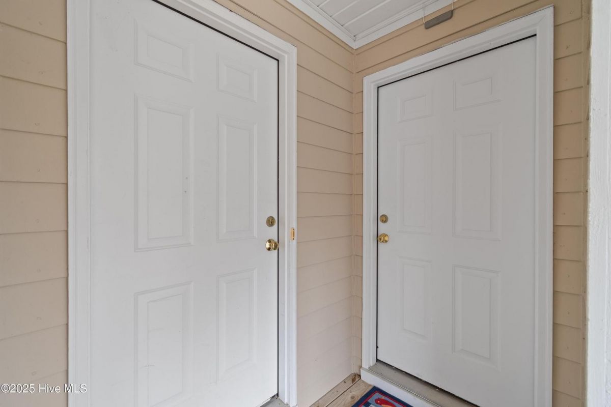 3350 Club Villas Drive