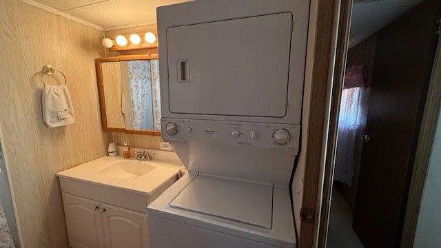 305 S. Val Vista Drive #81