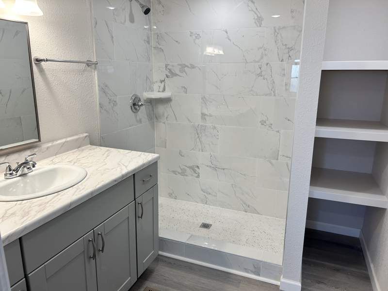 305 S. Val Vista Drive #342