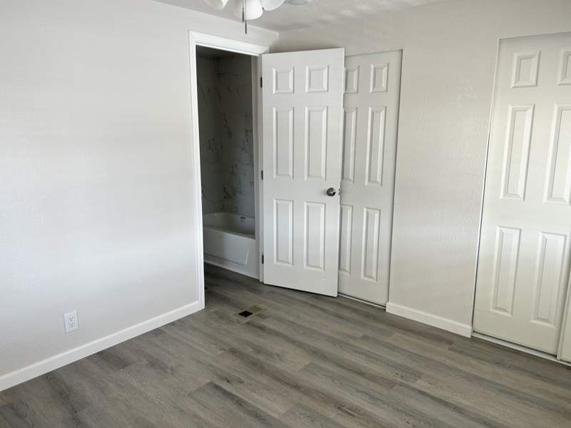305 S. Val Vista Drive #342