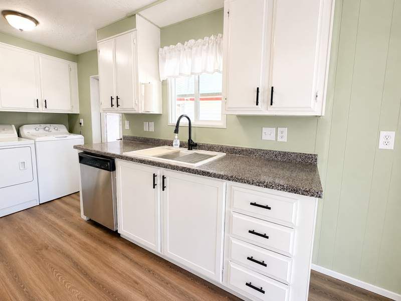3300 E. Broadway Rd. #122