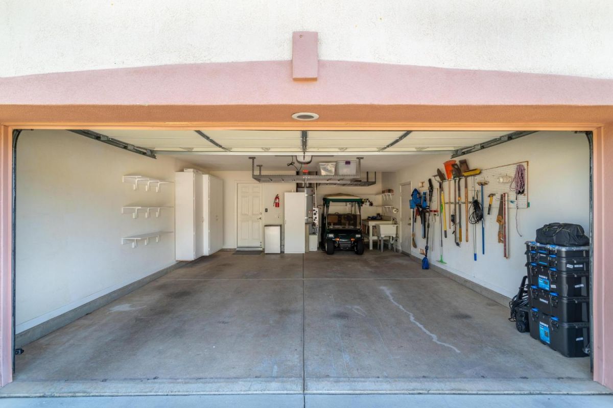 7122 Dream Inn Lane