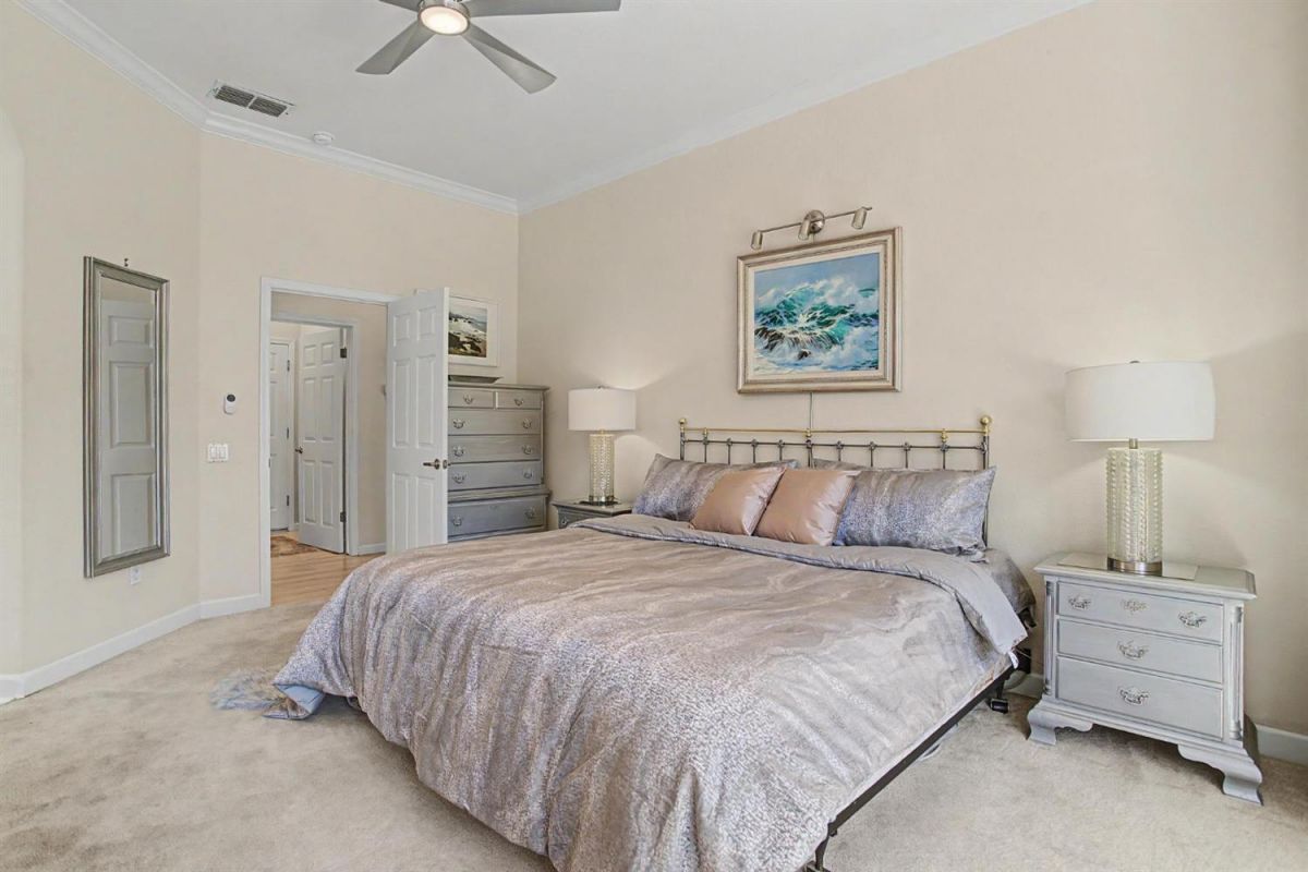 7122 Dream Inn Lane