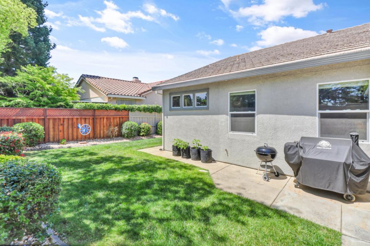 7028 Windchime Way