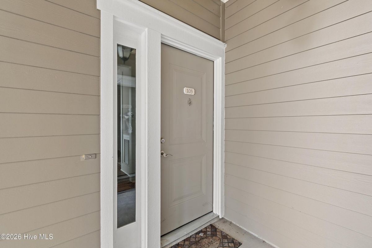2537 St James Drive