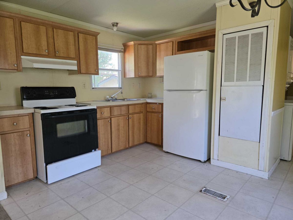 123 Hickory Circle