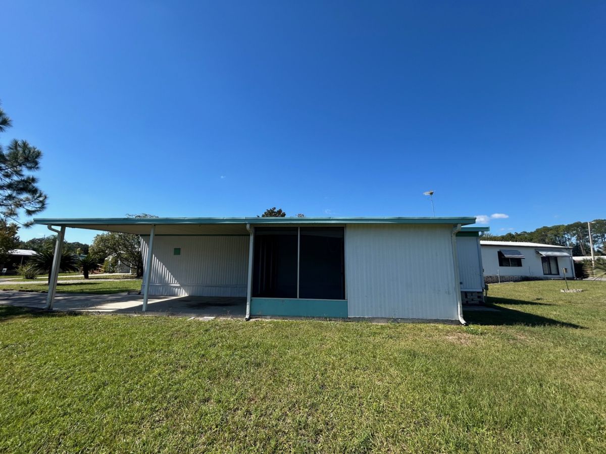 100 Lily Drive