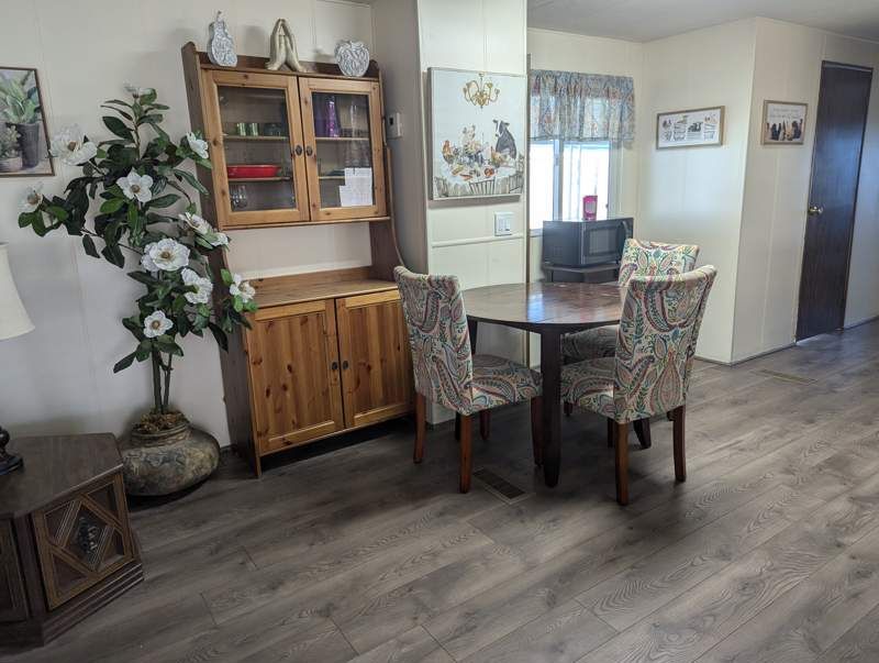 305 S. Val Vista Drive #114