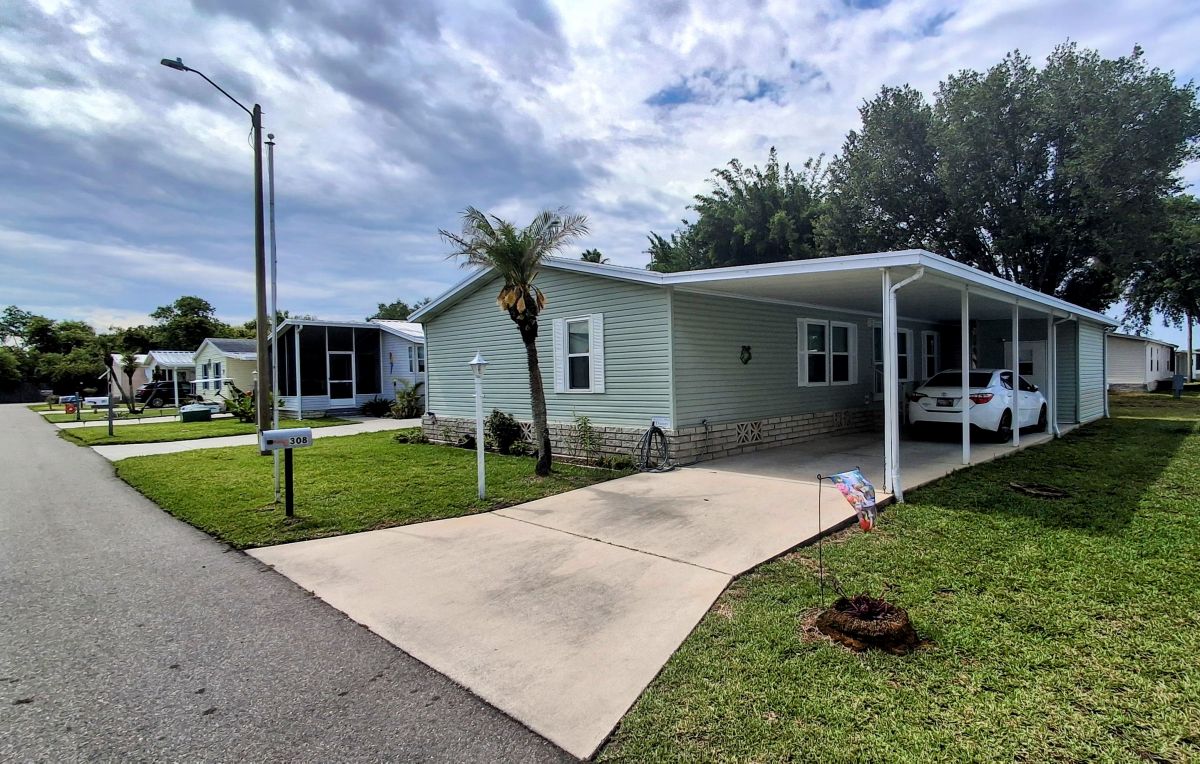 3000 US HWY 17/92 W, LOT #308