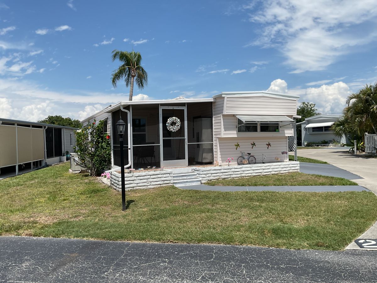 3901 Bahia Vista St. #613